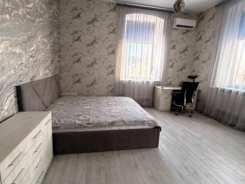 квартира по адресу Степана Бандери ул. (Шмидта), 9