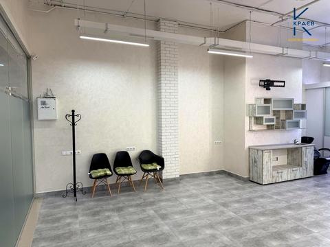 комерційна за адресою Трудова, 6а