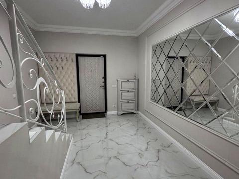 дом по адресу Центральна