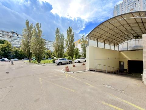 паркомісце за адресою Юрія Шумського вул., 1