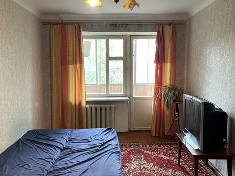 квартира за адресою Рильського вул., 5