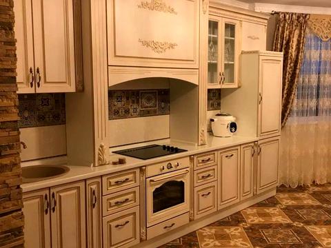 будинок за адресою Вишнева вул.