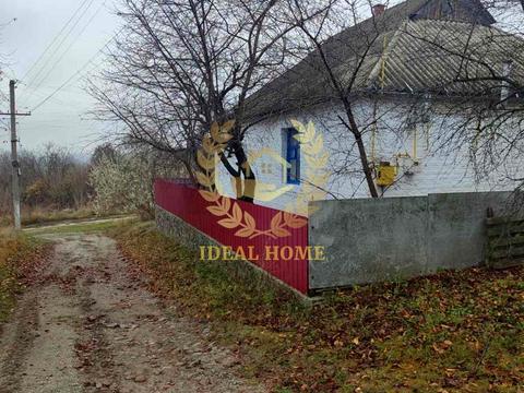 будинок за адресою с. Бушеве, Партизанська, 3