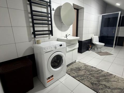 будинок за адресою Центральна