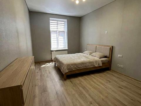 квартира по адресу Кулиша ул., 23