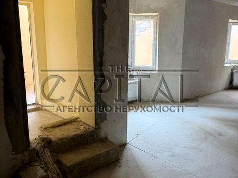 коммерческая по адресу Радісна, 6