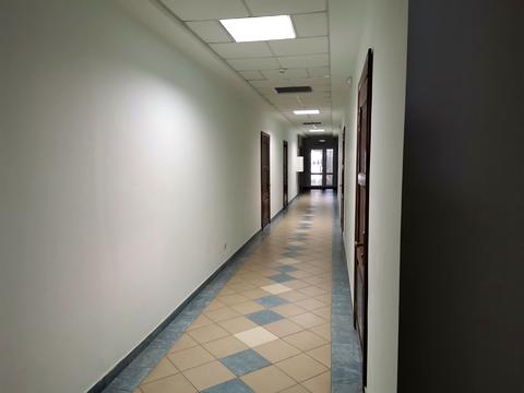 комерційна за адресою Богдана Хмельницького  вул., 200