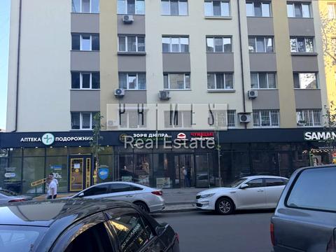 комерційна за адресою Межигірська вул., 57/17