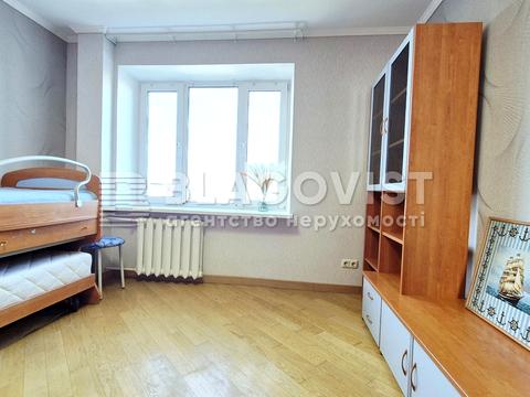 квартира за адресою Оноре де Бальзака вул., 6