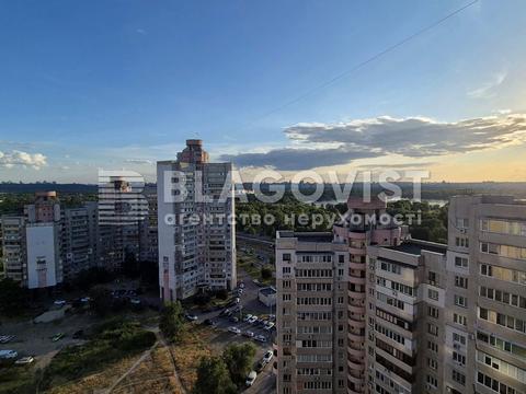 квартира за адресою Оноре де Бальзака вул., 6