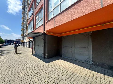 паркоместо по адресу Василия Стуса ул., 32