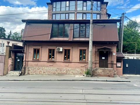 комерційна за адресою Архітектора Олега Петрова вул. (Чернишевського), 6