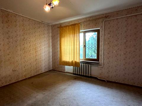 комерційна за адресою Василя Симоненка вул., 1