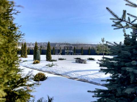 дом по адресу Квітнева ул.