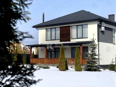 дом по адресу Квітнева ул.