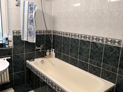 будинок за адресою Михайла Павлика вул., 12