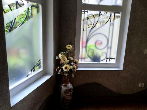 будинок за адресою Михайла Павлика вул., 12