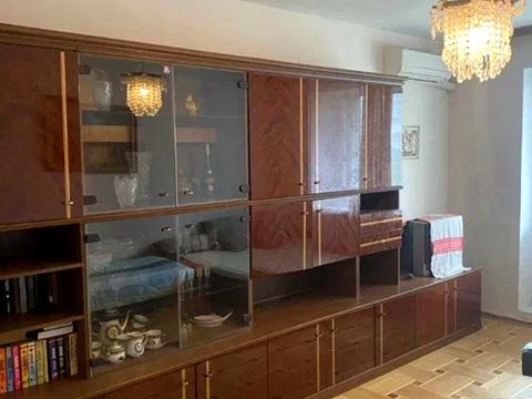 квартира за адресою Червоної Калини просп. (Володимира Маяковського), 38-Б