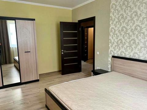 квартира за адресою Джона Леннона вул., 39