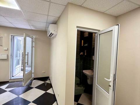 коммерческая по адресу Евгения Коновальца ул., 146г