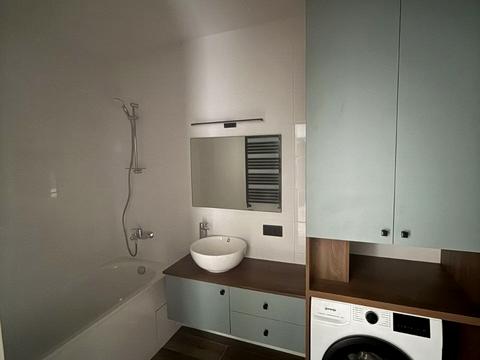 квартира по адресу Героев Крут ул., 1а