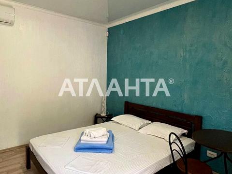 комерційна за адресою 1-я лінія, 1