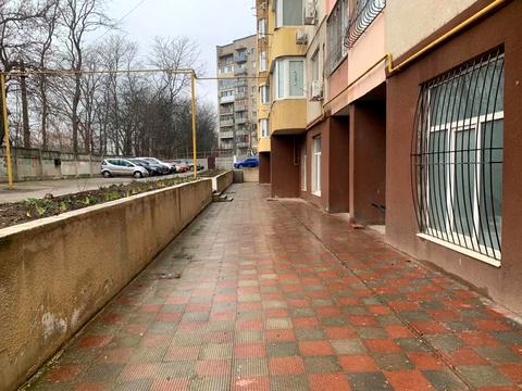 комерційна за адресою Зелена вул., 13