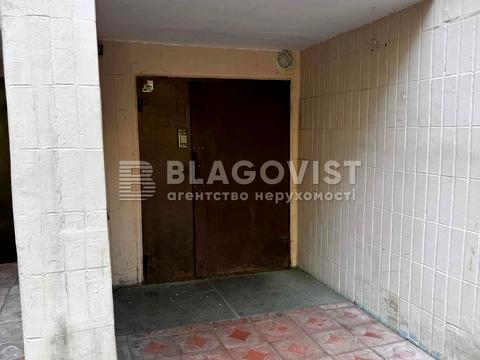 квартира за адресою Ігоря Юхновського вул. (Сулеймана Стальського), 30