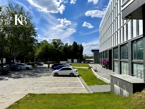 коммерческая по адресу Филиппа Орлика просп. (Ілліча), 16
