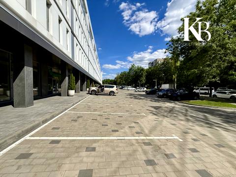 коммерческая по адресу Филиппа Орлика просп. (Ілліча), 16