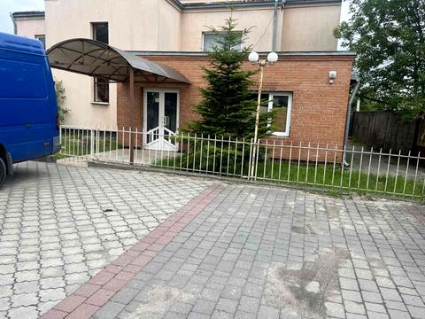 комерційна за адресою Городоцька вул., 284