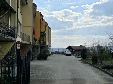 будинок за адресою Винники, Дмитра Яворницького вул., 41