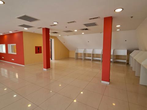 коммерческая по адресу Красный пер., 12