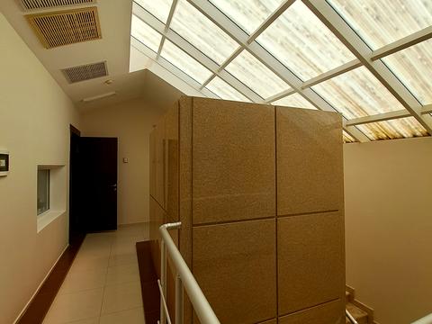 коммерческая по адресу Красный пер., 12