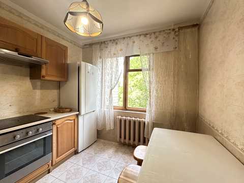 квартира за адресою Євгена Чикаленка вул., 87