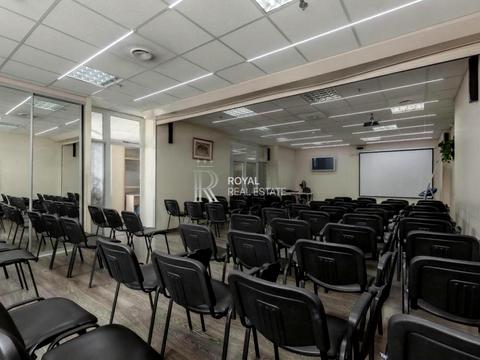комерційна за адресою Дніпровська Набережна, 26Ж