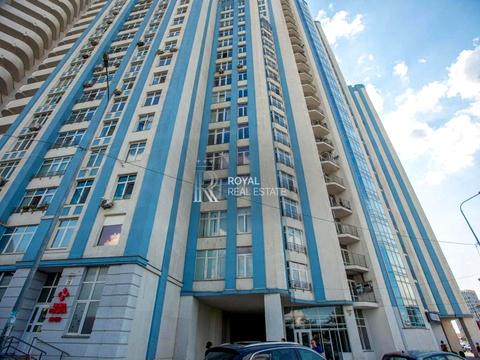 комерційна за адресою Дніпровська Набережна, 26Ж