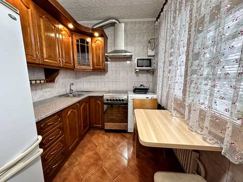 квартира за адресою Перемоги просп., 48