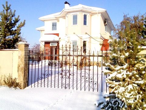 будинок за адресою с. Хотів, Зоряна