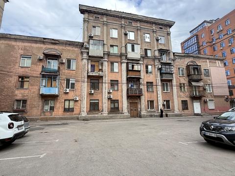квартира за адресою Металургів просп., 8