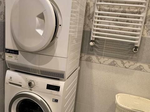квартира за адресою Тролейбусна вул., 26