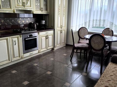 квартира за адресою Тролейбусна вул., 26