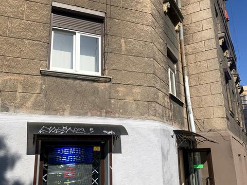 комерційна за адресою Героїв УПА вул., 76