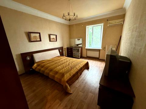 квартира за адресою Дмитра Яворницького просп. (Карла Маркса), 77
