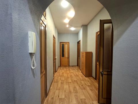 квартира за адресою Дмитра Яворницького просп. (Карла Маркса), 77