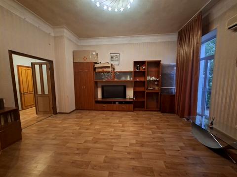 квартира за адресою Дмитра Яворницького просп. (Карла Маркса), 77