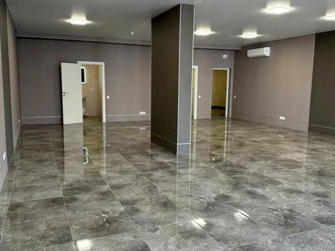комерційна за адресою Центральна вул., 21-А