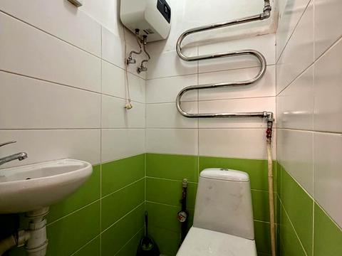 комерційна за адресою Городоцька вул., 211