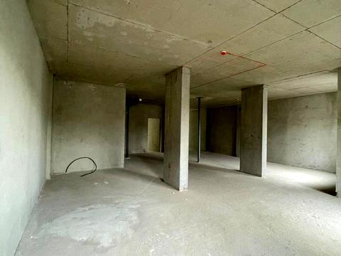 комерційна за адресою Угорська вул., 12