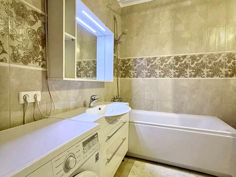 квартира по адресу Сім'ї Кульженків ул. (Петра Дегтяренка), 35